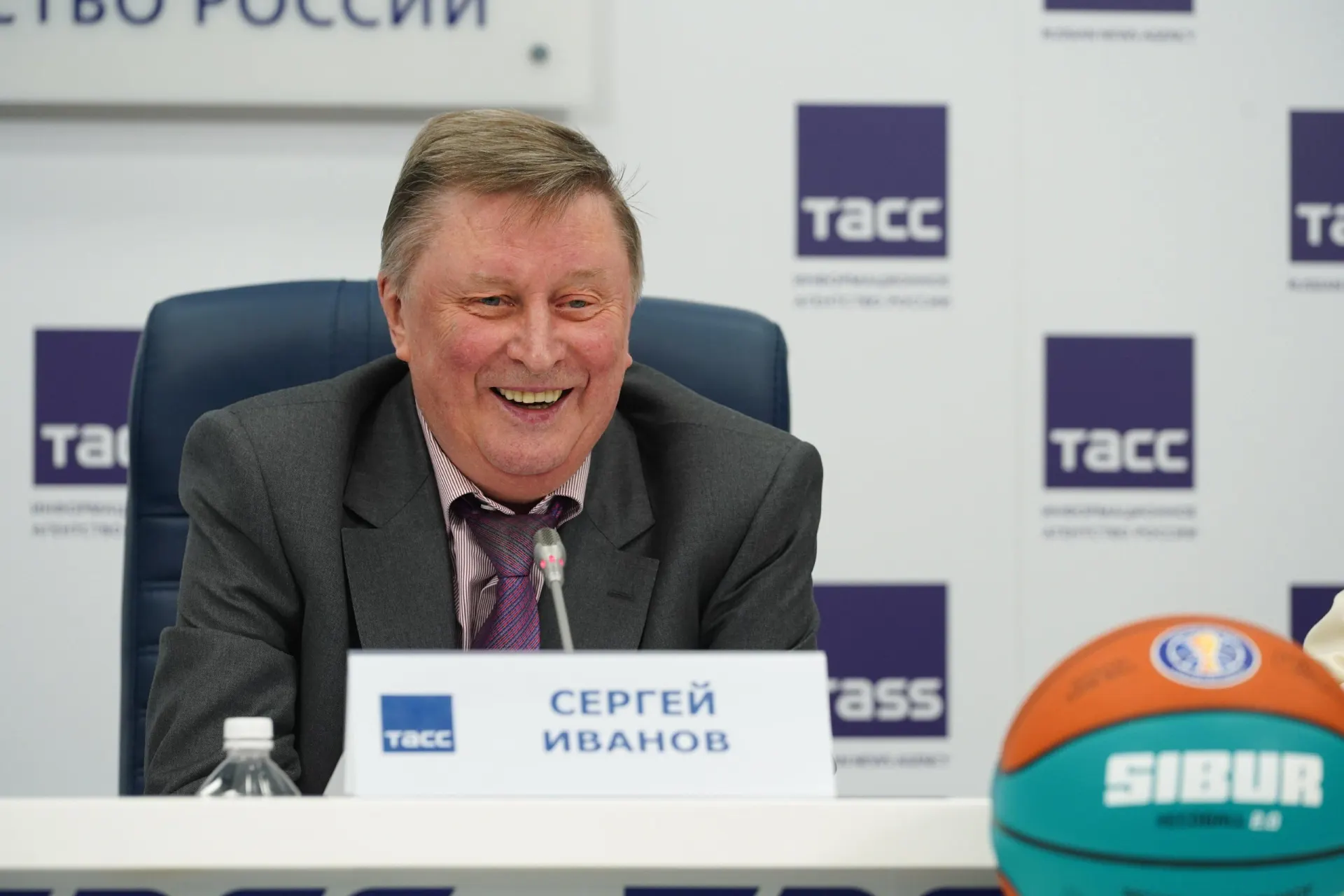 Государственный деятель скончался в 73 года. Близкий друг сообщил, что общался с ним всего три дня до смерти.