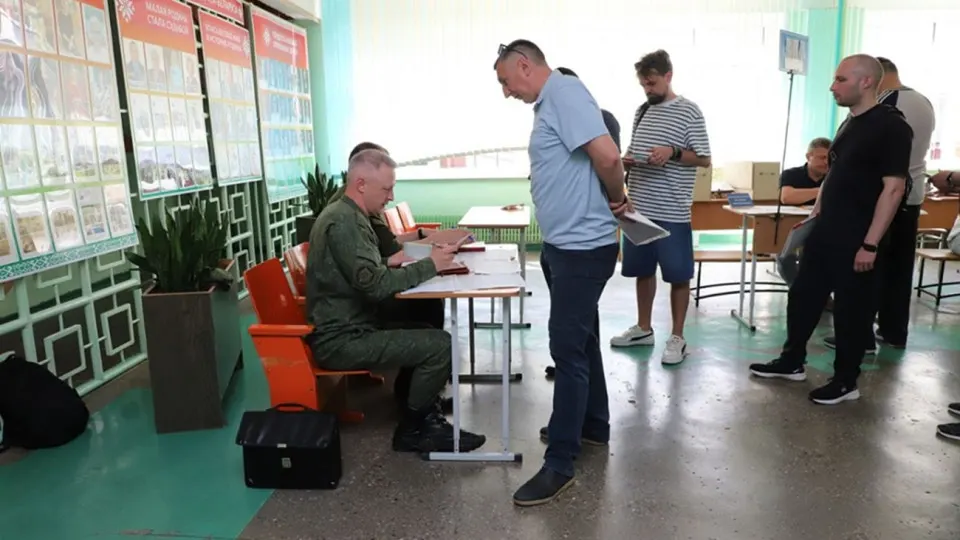 В Гродненской области с 17 по 26 июня проходят плановые мобилизационные учения с участием военкоматов; около двух тысяч запасников планируют оповестить и частично вызвать на контрольные явки в пункты сбора на фоне усиленного давления со стороны России.