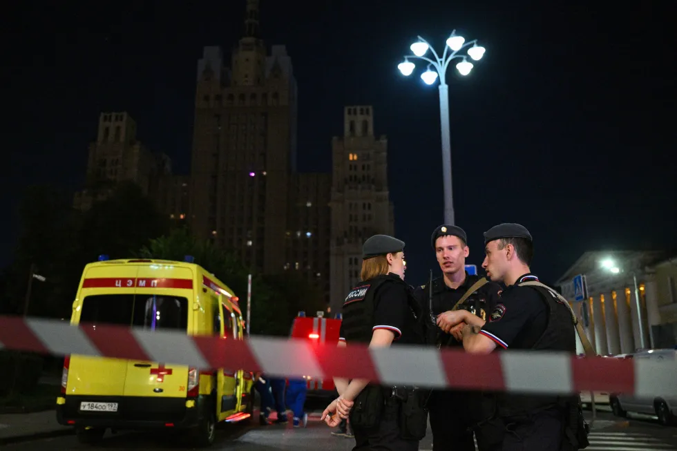 1 августа в Москве в ресторане произошёл взрыв. Официально происшествие классифицируют как теракт; число погибших и пострадавших уточняется. Расследование продолжается.