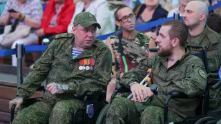 Министр здравоохранения заявил о масштабном расширении психолого‑психиатрической помощи для участников боевых действий, открытии тысяч специализированных кабинетов и запуске цифрового сервиса для раннего выявления расстройств.