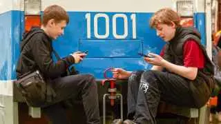 В школах по всей России проходят специальные занятия и «беседы по безопасному интернету», где учащимся и их родителям рассказывают о рисках использования VPN, утечке персональных данных и возможной ответственности за действия в сети.