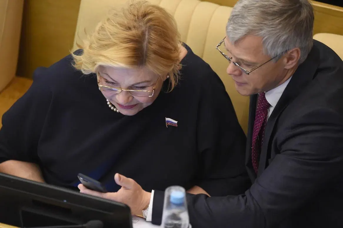 Двое депутатов, в том числе валерий Гартунг, оказались среди проголосовавших против обращения Госдумы по удару в Старобельске. Спикер назвал это техническим сбоем, а обсуждение в Думе перешло в политические обвинения и угрозы.