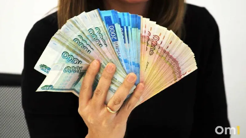 Исследование выявило рост ориентированности молодых россиян на финансовое благополучие: 70% связывают ближайшие пять лет с накоплениями, а в Омске доля тех, кто формирует сбережения, составляет 26%.