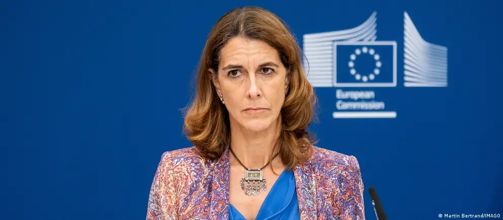 Представительница Еврокомиссии заявила, что 21-й пакет санкций может быть готов до 14 июня. Детали пока не раскрывают — ЕС намерен закрыть лазейки и увеличить давление на Россию.