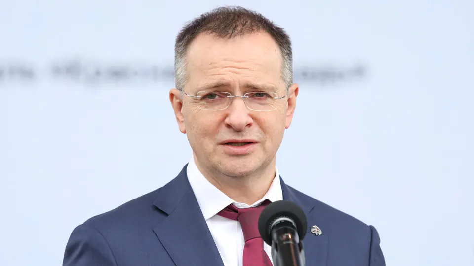 Помощник президента заявил о необходимости контроля на всех этапах кинопроизводства и о возвращении художественной цензуры, чтобы не тратить бюджетные средства на некачественные фильмы.