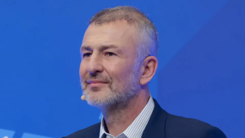 Генпрокуратура отозвала иск о конфискации СИБЭКО после мирового соглашения: владелец компании перечислил в пользу образовательного центра сумму, почти равную цене покупки актива.
