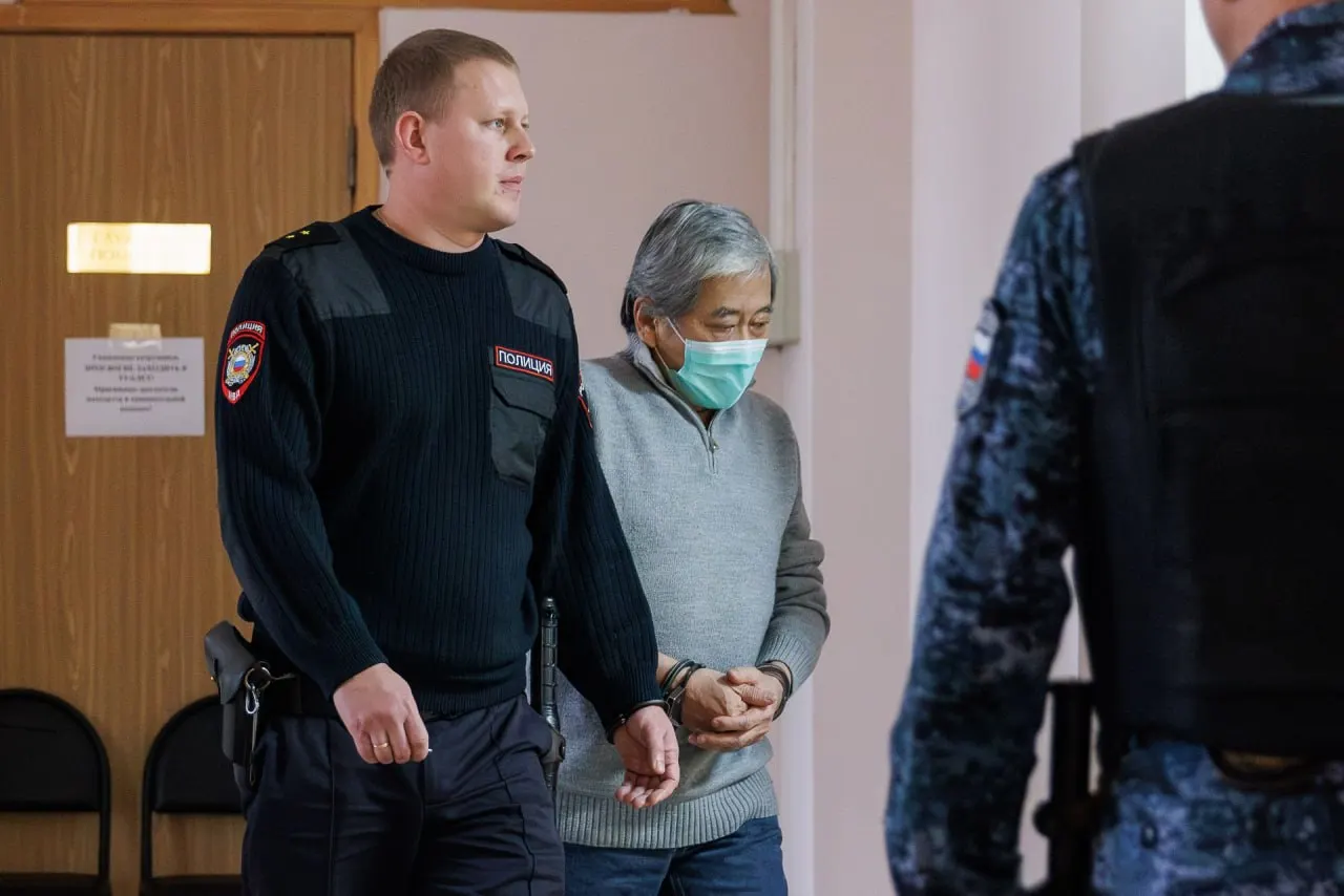 Материалы уголовного дела Пака, осуждённого за убийство многодетной матери Екатерины Буравлевой, поступили в Верховный суд России и переданы третьему составу уголовной коллегии.