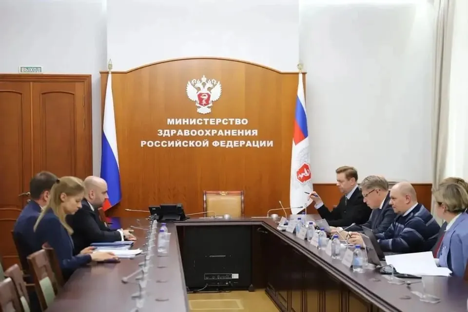 План модернизации детской больницы Самарской области включает строительство хирургического корпуса, обновление онкокорпуса в Тольятти и увеличение госзадания для СамГМУ.