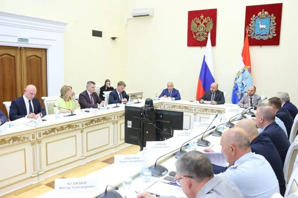 Глава региона позволил руководителям министерств и мэрий присоединиться к резервистам отряда противодействия беспилотникам и пройти спецподготовку, чтобы при необходимости действовать в составе мобильных огневых групп.