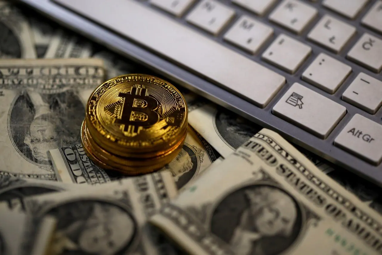 Дело о финансировании терроризма освещает сотрудничество Binance с российскими правоохранителями: раскрываются детали доступа к аккаунтам, истории переводов и попытки проверить личность подозреваемых.