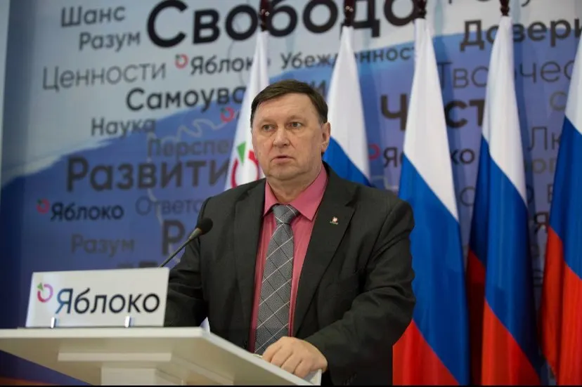 Накануне дня, когда суд может снять кандидатов с выборов, в столице и Екатеринбурге прошли судебные разбирательства против участников оппозиции.