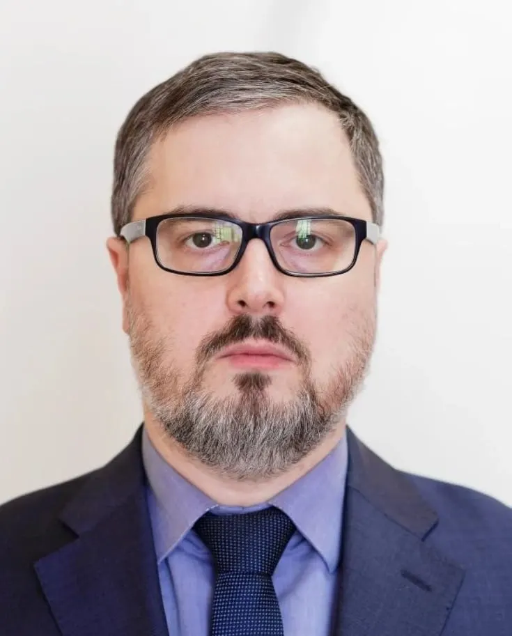 Алексей Тихомиров назначен заместителем председателя правительства Самарской области и возглавит строительство, инфраструктуру и ЖКХ.
