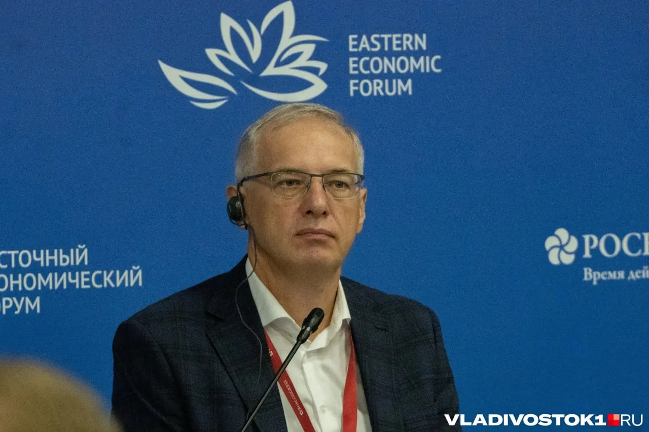 Дмитрий Алексеев высказался о кадровых решениях в регионе и поддержал повышение Олега Кожемяко до полпреда на Дальнем Востоке и назначение Константина Шестакова на пост врио губернатора Владивостока.