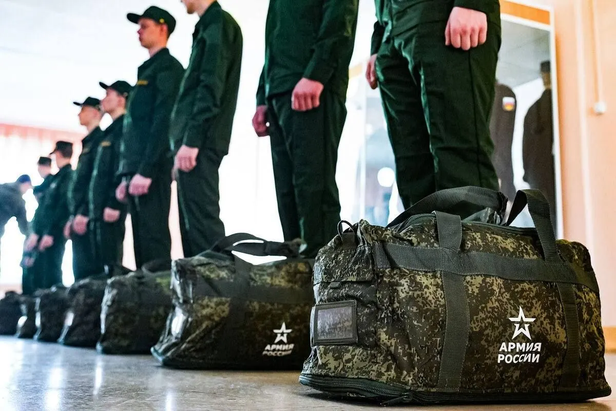 В осеннем призыве Самарской области планируется отправить более 1500 призывников; срок службы сохранится на уровне 12 месяцев.