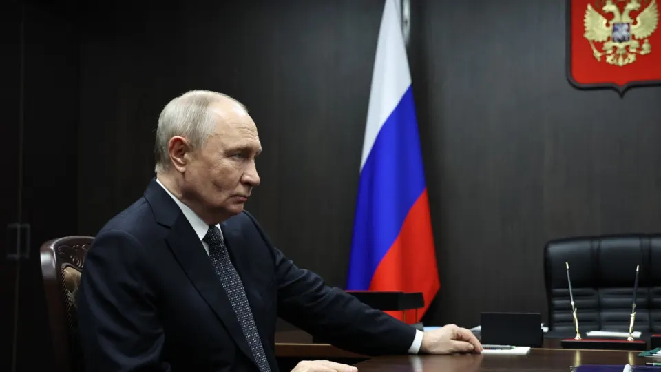 Путин сообщил о возобновлении трёхсторонних контактов с США для обсуждения безопасности Украины и России после мирных соглашений.
