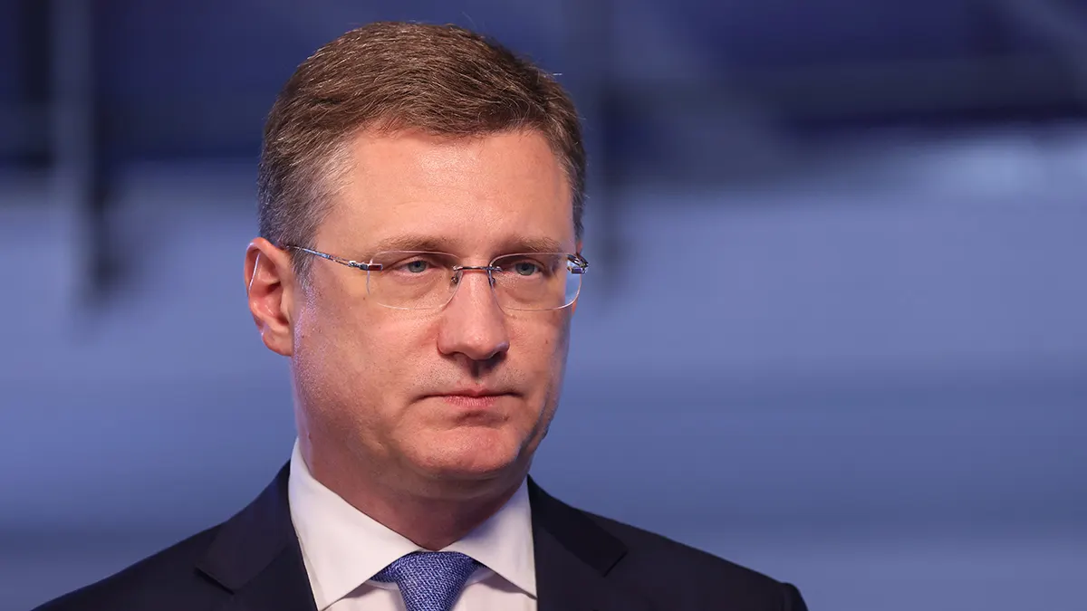 В ходе конфликта Украина нанесла удары по трём НПЗ и одному газохимическому объекту. По словам чиновников, атаки частично отражены системой ПВО, обсуждаются меры по продлению запрета на экспорт дизельного топлива и возможные сделки между странами.